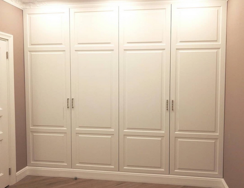 Классический шкаф в Луховицах